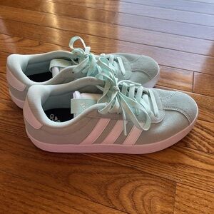 Adidas Women's Pastel Green Sneakers